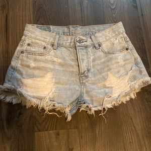 American Eagle Outfitters  Size 0 Tomgirl Shortie Distressed Shorts